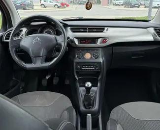 Autovermietung Citroen C3 Nr.14153 Schaltgetriebe in Budva, ausgestattet mit einem 1,4L Motor ➤ Von Filip in Montenegro.