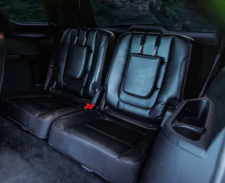 Ford Explorer 2018 mit Antriebssystem Allradantrieb, verfügbar in Tiflis.