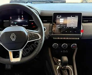 Vermietung Renault Clio 5. Wirtschaft Fahrzeug zur Miete in der Türkei ✓ Kaution Einzahlung von 300 USD ✓ Versicherungsoptionen KFZ-HV, TKV, VKV Komplett.