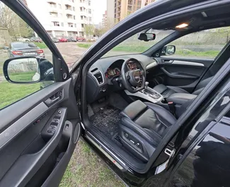 Mietwagen Audi Q5 2016 in Georgien, mit Benzin-Kraftstoff und 272 PS ➤ Ab 130 GEL pro Tag.