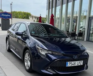 Autovermietung Toyota Corolla Touring Sports Nr.14381 Automatisch in Barcelona, ausgestattet mit einem 1,8L Motor ➤ Von Sergej in Spanien.