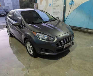 Benzin 1,6L Motor von Ford Fiesta 2019 zur Miete in Tiflis.