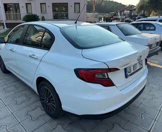Mietwagen Fiat Egea 2025 in der Türkei, mit Benzin-Kraftstoff und 95 PS ➤ Ab 30 USD pro Tag.