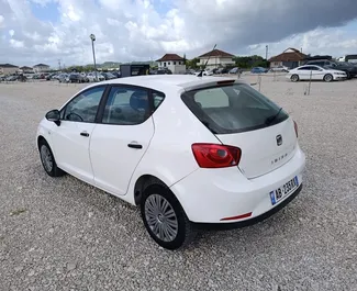 Vermietung SEAT Ibiza. Wirtschaft, Komfort Fahrzeug zur Miete in Albanien ✓ Kaution Einzahlung von 100 EUR ✓ Versicherungsoptionen KFZ-HV, VKV Komplett, Junge.