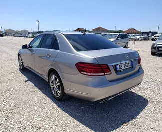 Mietwagen Mercedes-Benz E220 2016 in Albanien, mit Diesel-Kraftstoff und 104 PS ➤ Ab 55 EUR pro Tag.