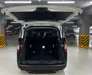 Autovermietung Ford Tourneo Courier Nr.14141 Automatisch am Flughafen Antalya, ausgestattet mit einem 1,5L Motor ➤ Von Dursun in der Türkei.