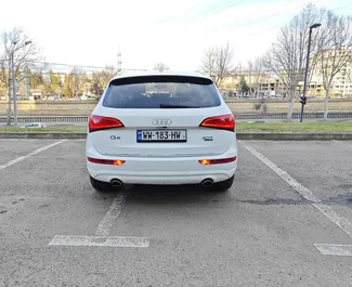 Benzin 2,0L Motor von Audi Q5 2015 zur Miete in Tiflis.