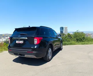 Benzin 2,3L Motor von Ford Explorer 2020 zur Miete in Tiflis.