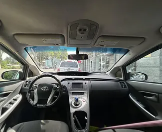 Autovermietung Toyota Prius Nr.14394 Automatisch in Kutaisi, ausgestattet mit einem 18,0L Motor ➤ Von Joni in Georgien.