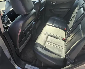 Vermietung Renault Koleos. Komfort, Crossover Fahrzeug zur Miete in Bulgarien ✓ Kaution Einzahlung von 100 EUR ✓ Versicherungsoptionen KFZ-HV, TKV, VKV Plus, VKV Komplett, Diebstahlschutz, Ausland, Junge, Keine Kaution.