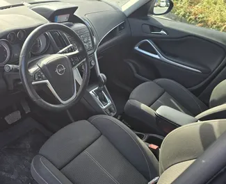 Diesel 2,0L Motor von Opel Zafira 2018 zur Miete in Burgas.