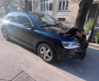 Volkswagen Jetta 2017 zur Miete verfügbar in Burgas, mit Kilometerbegrenzung 200 km/Tag.