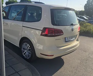 Mietwagen Volkswagen Sharan 2022 in Bulgarien, mit Diesel-Kraftstoff und 150 PS ➤ Ab 20 EUR pro Tag.