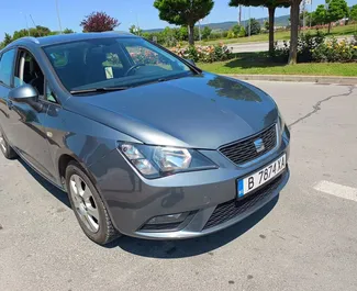 SEAT Ibiza SW 2018 zur Miete verfügbar in Burgas, mit Kilometerbegrenzung 200 km/Tag.