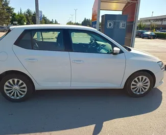 Vermietung Skoda Fabia. Wirtschaft Fahrzeug zur Miete in Bulgarien ✓ Kaution Einzahlung von 100 EUR ✓ Versicherungsoptionen KFZ-HV, TKV, VKV Plus, VKV Komplett, Diebstahlschutz, Ausland, Junge, Keine Kaution.