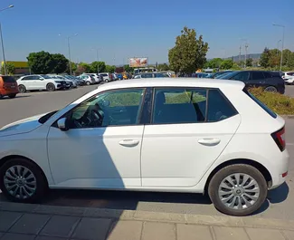 Mietwagen Skoda Fabia 2021 in Bulgarien, mit Benzin-Kraftstoff und 75 PS ➤ Ab 14 EUR pro Tag.