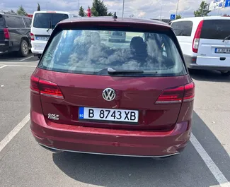 Volkswagen Golf Sportsvan 2021 mit Antriebssystem Frontantrieb, verfügbar in Burgas.