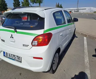 Vermietung Mitsubishi Space Star. Wirtschaft Fahrzeug zur Miete in Bulgarien ✓ Kaution Einzahlung von 100 EUR ✓ Versicherungsoptionen KFZ-HV, TKV, VKV Plus, VKV Komplett, Diebstahlschutz, Ausland, Junge, Keine Kaution.