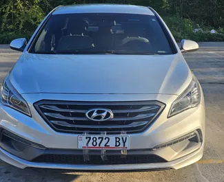 Hyundai Sonata 2016 zur Miete verfügbar in Kutaisi, mit Kilometerbegrenzung unbegrenzte.