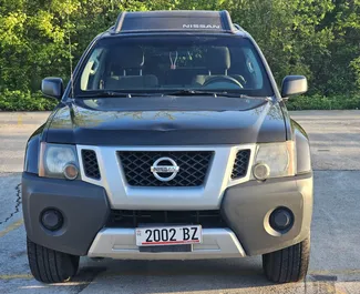 Nissan X-Terra 2015 zur Miete verfügbar in Kutaisi, mit Kilometerbegrenzung unbegrenzte.
