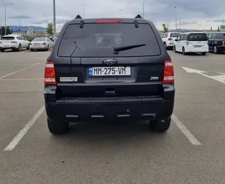 Benzin 3,0L Motor von Ford Escape 2012 zur Miete in Tiflis.