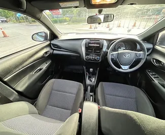 Mietwagen Toyota Yaris 2023 in Thailand, mit Benzin-Kraftstoff und 92 PS ➤ Ab 1059 THB pro Tag.