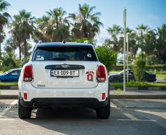 Mini Countryman Cooper 2020 zur Miete verfügbar in Batumi, mit Kilometerbegrenzung 300 km/Tag.