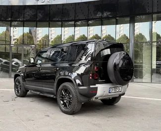 Diesel 3,0L Motor von Land Rover Defender 2025 zur Miete in Tiflis.