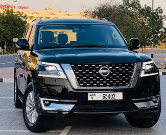 Frontansicht eines Mietwagens Nissan Patrol in Dubai, VAE ✓ Auto Nr.14512. ✓ Automatisch TM ✓ 0 Bewertungen.