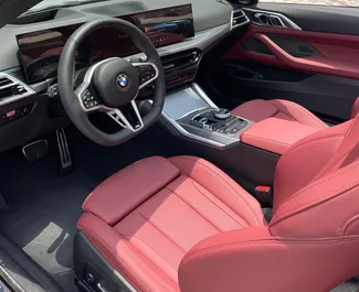BMW 430 M Sport Cabrio 2025 zur Miete verfügbar in Dubai, mit Kilometerbegrenzung 250 km/Tag.