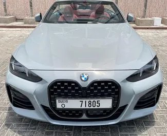 Benzin 3,0L Motor von BMW 430 M Sport Cabrio 2025 zur Miete in Dubai.