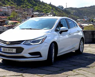 Frontansicht eines Mietwagens Chevrolet Cruze in Tiflis, Georgien ✓ Auto Nr.14546. ✓ Automatisch TM ✓ 0 Bewertungen.