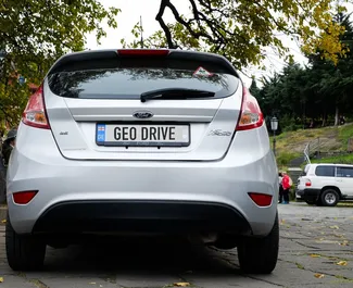 Mietwagen Ford Fiesta 2015 in Georgien, mit Benzin-Kraftstoff und 105 PS ➤ Ab 54 GEL pro Tag.
