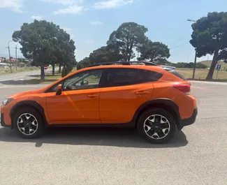 Innenraum von Subaru Crosstrek zur Miete in Georgien. Ein großartiges 5-Sitzer Fahrzeug mit Automatisch Getriebe.