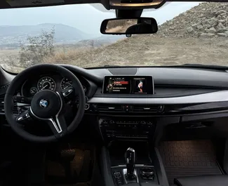 BMW X5 2016 zur Miete verfügbar in Tiflis, mit Kilometerbegrenzung unbegrenzte.