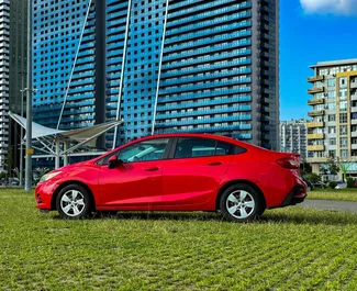 Vermietung Chevrolet Cruze. Komfort Fahrzeug zur Miete in Georgien ✓ Kaution Keine Kaution ✓ Versicherungsoptionen KFZ-HV, TKV, VKV Plus, VKV Komplett, Insassen, Diebstahlschutz.