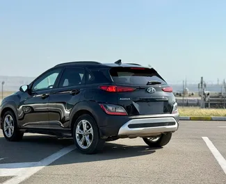 Benzin 2,0L Motor von Hyundai Kona 2021 zur Miete in Tiflis.