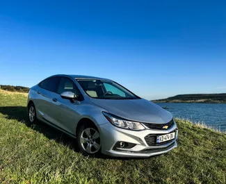 Frontansicht eines Mietwagens Chevrolet Cruze in Tiflis, Georgien ✓ Auto Nr.14545. ✓ Automatisch TM ✓ 0 Bewertungen.