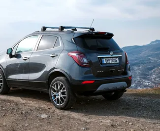 Benzin 1,5L Motor von Buick Encore 2018 zur Miete in Tiflis.