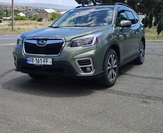 Frontansicht eines Mietwagens Subaru Forester in Tiflis, Georgien ✓ Auto Nr.14437. ✓ Automatisch TM ✓ 0 Bewertungen.