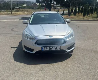 Frontansicht eines Mietwagens Ford Focus in Tiflis, Georgien ✓ Auto Nr.14439. ✓ Automatisch TM ✓ 0 Bewertungen.