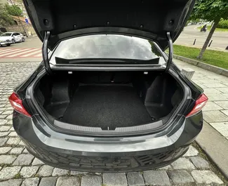 Chevrolet Malibu 2018 mit Antriebssystem Frontantrieb, verfügbar in Tiflis.