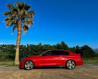 Vermietung BMW 328i Xdrive Performance. Komfort, Premium Fahrzeug zur Miete in Georgien ✓ Kaution Keine Kaution ✓ Versicherungsoptionen KFZ-HV, TKV, VKV Plus, VKV Komplett, Insassen.