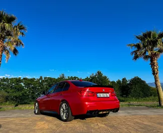 BMW 328i Xdrive Performance 2015 zur Miete verfügbar in Tiflis, mit Kilometerbegrenzung unbegrenzte.