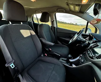 Benzin 1,5L Motor von Chevrolet Trax 2018 zur Miete in Tiflis.