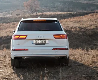 Audi Q7 2018 zur Miete verfügbar in Tiflis, mit Kilometerbegrenzung unbegrenzte.