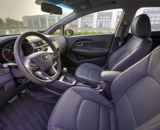 Mietwagen Kia Rio 2015 in Aserbaidschan, mit Benzin-Kraftstoff und 110 PS ➤ Ab 35 AZN pro Tag.