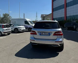 Mietwagen Mercedes-Benz ML350 2015 in Albanien, mit Diesel-Kraftstoff und  PS ➤ Ab 68 EUR pro Tag.