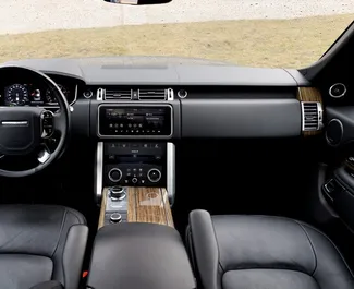 Land Rover Range Rover 2020 zur Miete verfügbar in Tiflis, mit Kilometerbegrenzung 200 km/Tag.
