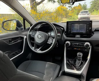 Toyota Rav4 2020 zur Miete verfügbar in Tiflis, mit Kilometerbegrenzung unbegrenzte.